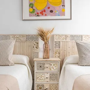 Apartamento Bc2 Aparcamiento Incluido 2d&2b Renovado Junto A Muralla Macarena E Isla Mágica, Sevilha